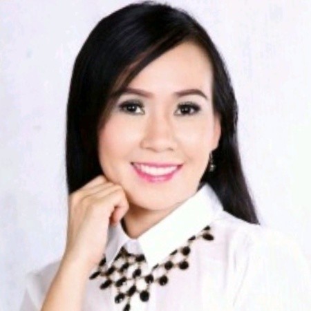 Julie Tuoi Ngo