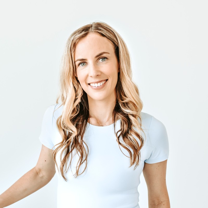 Carly-Holm