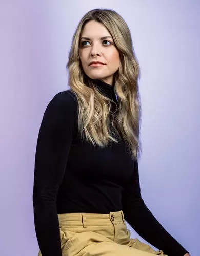 Holly-Singer-1